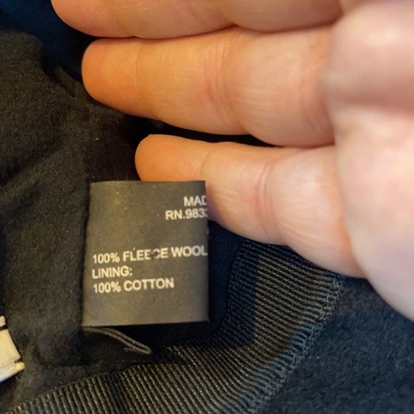 Prada - Picture 5 of 5